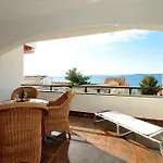 Svalina - Seaview And 130m From טרוגיר