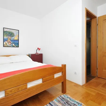 Svalina - Seaview And 130m From Апартаменты