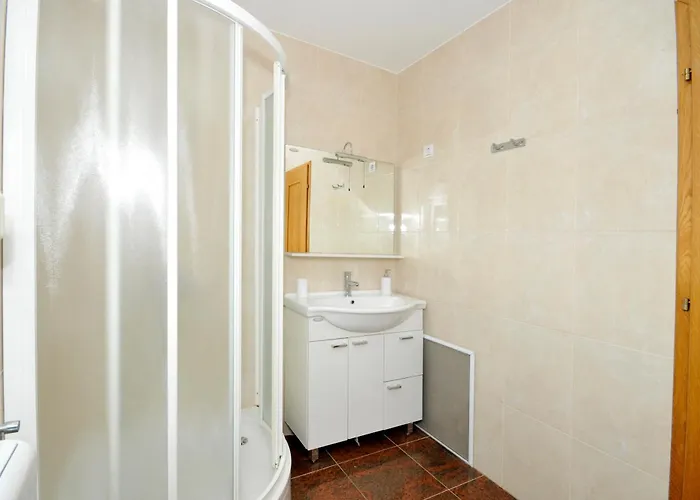 Апартаменты Svalina - Seaview And 130m From *