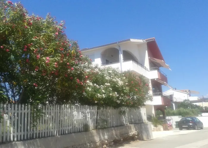 Svalina - Seaview And 130m From Трогир