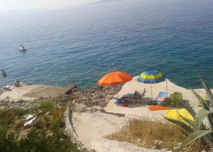 Апартаменты Svalina - Seaview And 130m From