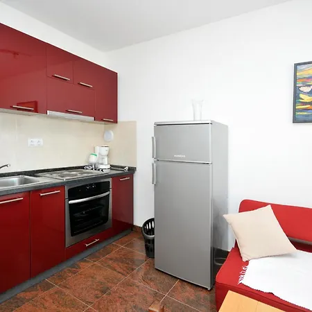 Appartamento Svalina - Seaview And 130m From Traù