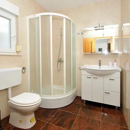 Svalina - Seaview And 130m From *