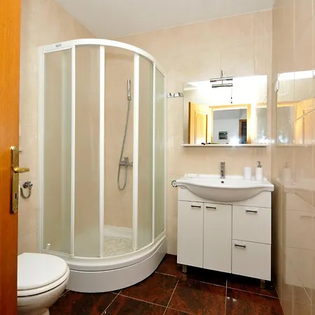 Appartamento Svalina - Seaview And 130m From Traù