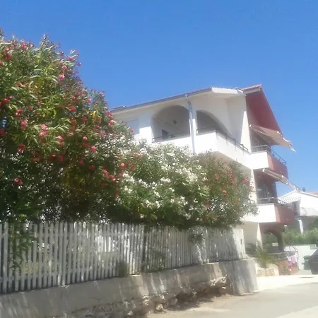 Svalina - Seaview And 130m From Traù