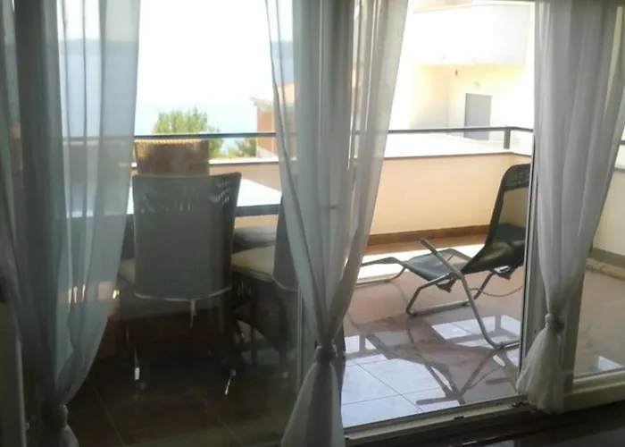 Svalina - Seaview And 130m From Apartament