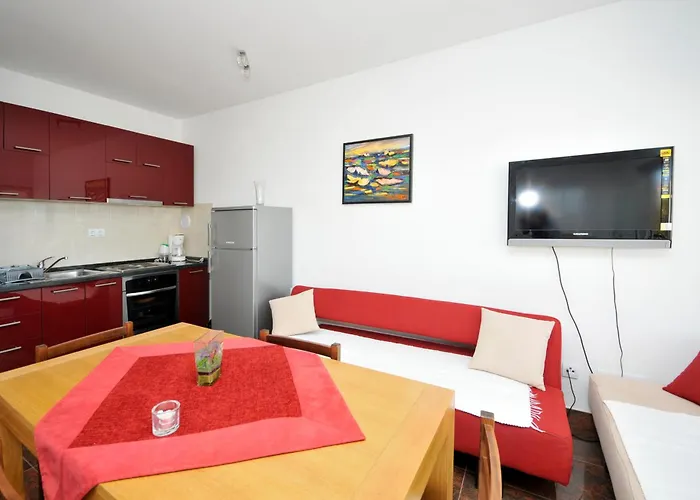 Svalina - Seaview And 130m From * Трогір