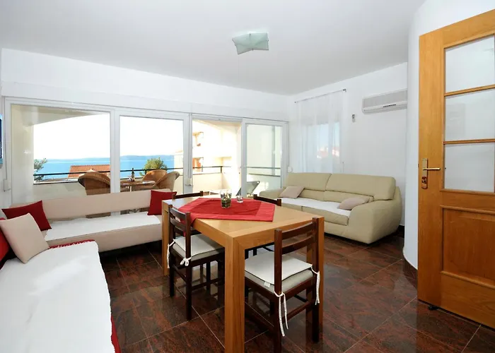 Апартаменти Svalina - Seaview And 130m From *