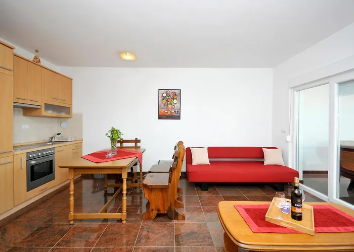 Apartament Svalina - Seaview And 130m From *