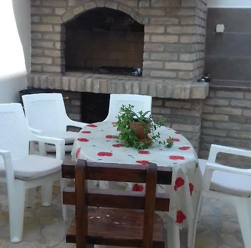 Svalina - Seaview And 130m From * Трогір