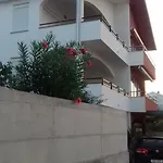 Svalina - Seaview And 130m From