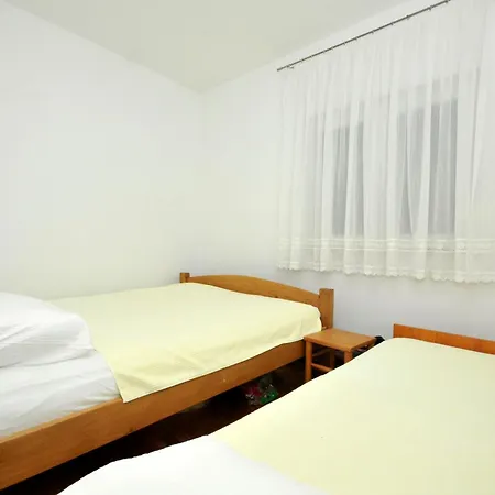 Apartament Svalina - Seaview And 130m From *