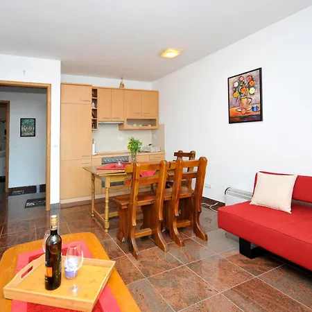 Svalina - Seaview And 130m From Apartament Trogir