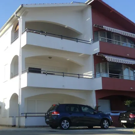 Svalina - Seaview And 130m From